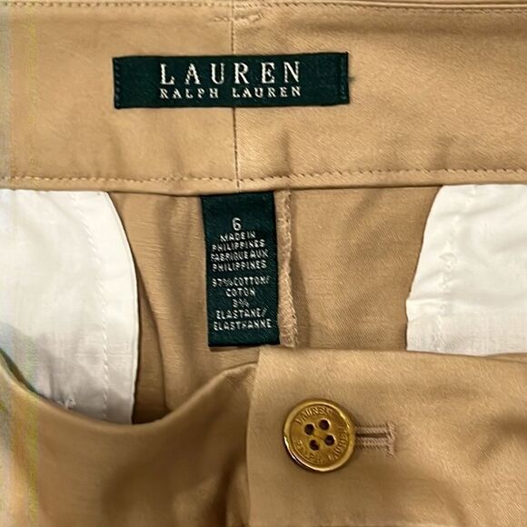Nwot Lauren Ralph Lauren tan khaki shorts - Picture 3 of 4